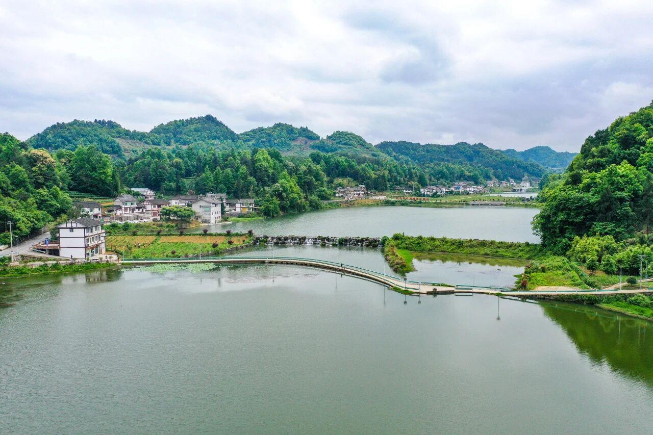 貴州省遵義市湄潭縣大溪溝生態(tài)清潔型小流域治理成效。潘希來 攝.jpg