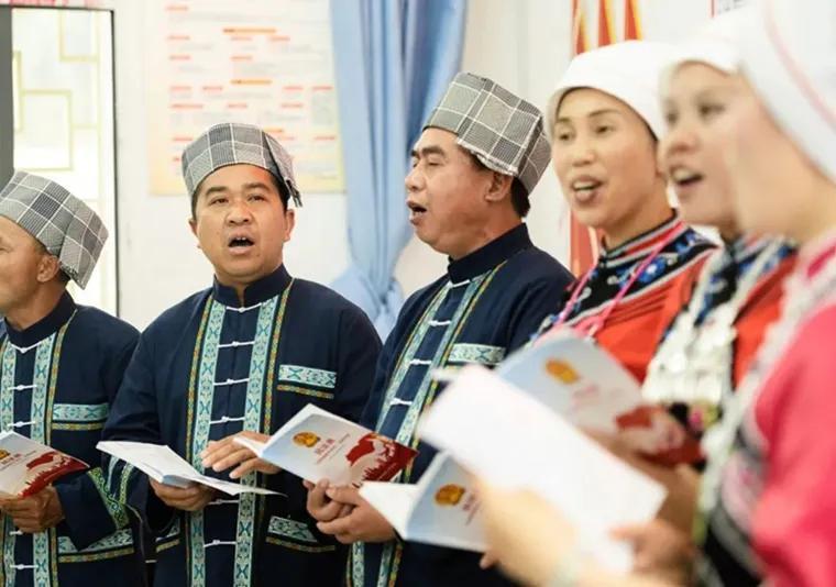 山歌普法志愿者隊伍傳遞普法好聲音.jpg 山歌普法志愿者隊伍傳遞普法好聲音.jpg